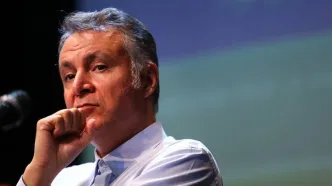 محمد فاضلی: آنکه به رئیس‌جمهور گفته ایران 6 برابر اروپا برق مصرف می‌کند، باید توبیخ و تنبیه شود!