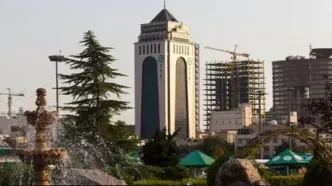 بازدید مدیرعامل بانک توسعه صادرات ایران از نمایشگاه مشهد اینوکس ۱۴۰۴