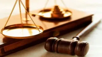 تقدیر فرمانده سپاه از مرکز وکلا