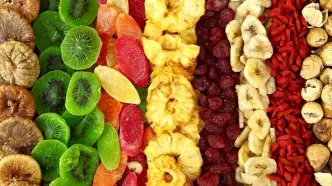 مقایسه میوه های خشک و تازه؛ فیبر کدام بیشتر است؟