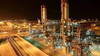عرضه مواد اولیه صنایع پایین دست پتروشیمی در بورس