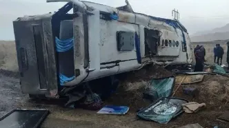 ۲۷ مصدوم بر اثر واژگونی اتوبوس در یزد
