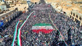 (تصاویر) حضور شخصیت‌های مختلف در راهپیمایی ۲۲ بهمن در تهران