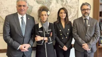 خیانت سلطنت‌طلبان به ایران