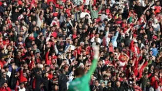 ۲ تماشاگر زن مسابقه پرسپولیس تراکتور بازداشت شدند