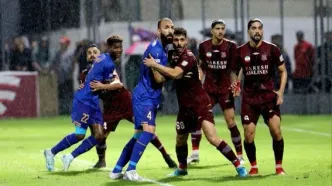گزارش زنده: استقلال 1 - نساجی 0