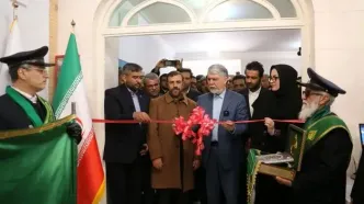 وزیر ارشاد کتابخانه عمومی شهر صدرا را افتتاح کرد