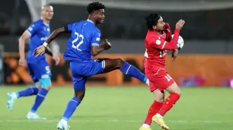 استقلال 0-0نساجی؛ تساوی در پایان نیمه نخست