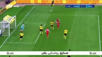 گل دوم پرسپولیس به سپاهان