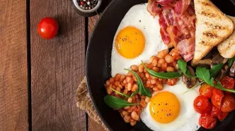 زمان طلایی صبحانه برای کنترل قند خون و مدیریت وزن؛ چرا هر دقیقه تأخیر مهم است؟