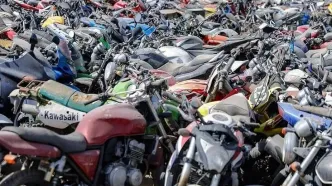 آلودگی موتورسیکلت‌های فرسوده معادل چهار خودروست