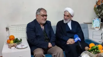 دیدار نماینده رهبر انقلاب با یکی از جانبازان در شهرری