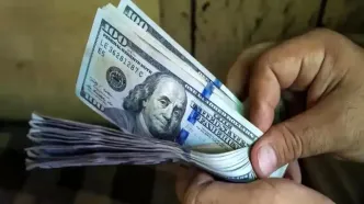 قیمت دلار در بازار آزاد سقوط کرد (۱۶ اردیبهشت ۱۴۰۴)