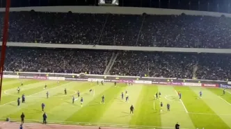 ببینید| گرم کردن‌ بازیکنان دو تیم استقلال و النصر پیش از شروع بازی