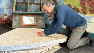 تخته‌سنگ دکوری در مدرسه،‌ گنجی قیمتی از آب درآمد