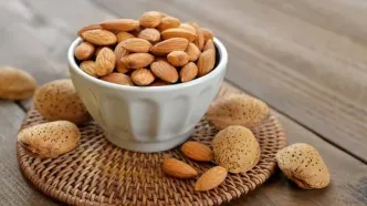 با بادام مثل کوره چربی‌های‌تان را بسوزانید+راهکار