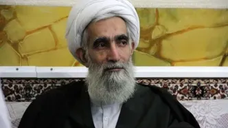 روحانی حامی قانون حجاب: اگر خاک مقدس است پس چرا آن را می فروشید؟/ یک مطرب گری هم در آورده اند به اسم سرود ملی؛ می گویند مقدس است؛ این چه مقدسی دارد؟