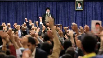گلایه دانشجوی دانشگاه آزاد در حضور رهبر انقلاب از افزایش سه برابری شهریه