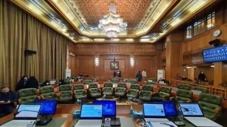 ادامه فعالیت زاکانی در شهرداری؛ شورای نگهبان با تعویق انتخابات شوراها موافقت کرد