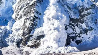 حادثه بهمن در اتریش؛ وضعیت جسمی اسکی‌بازان ایرانی چگونه است؟