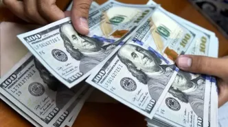 قیمت دلار امروز دوشنبه ۱۵ اردیبهشت ۱۴۰۴؛ دلار همچنان بر مدار صعودی