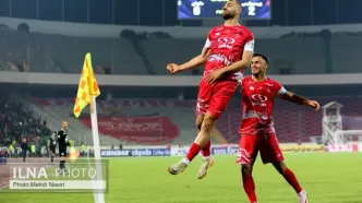 دیدار تیمهای فوتبال پرسپولیس تهران و ملوان بندر انزلی