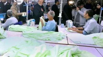 افطار پزشکیان با مددجویان کمپ ترک اعتیاد
