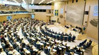 جمهوری اسلامی به نمایندگان مجلس: سبک زندگی و ساده زیستی و نحوه حکمرانی را از سوئدی ها یاد بگیرید/ حقوق آنها اندازه یک معلم ساده است