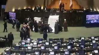 امضا و قرائت طومار ۲۰۹ نماینده و درخواست از قالیباف برای ابلاغ قانون حجاب/ ویدئو