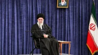 رهبر انقلاب: مذاکره با دولت فعلی آمریکا موجب رفع تحریم‌ها نخواهد شد بلکه گره تحریم‌ها را کورتر خواهد کرد