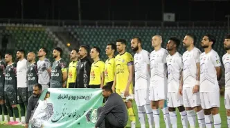 ذوب آهن - استقلال با آرزوی سلامتی برای یک پرسپولیسی/ گزارش زنده؛ یخ!