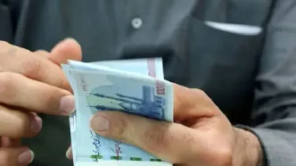 جدول حداقل دستمزد و مزایای کارگران در سال ۱۴۰۴ | حقوق کارگران چند درصد افزایش یافت؟ | جدول جدید دستمزد و مزایا منتشر شد