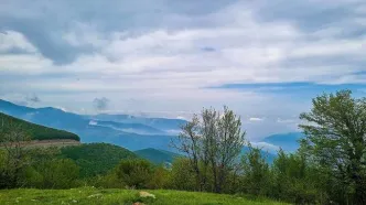 اقیانوسی از ابر بر فراز کویر؛ ۳ مسیر دیدنی گشت و گذار در سمنان؛ بزرگ‌ترین باغ گردوی جهان کجاست؟