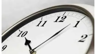 ساعت رسمی کشور تغییر می‌کند