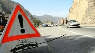 مصدومیت ۱۱ کارگر در واژگونیِ مینی‌بوس حامل کارگران معدن بردسکن