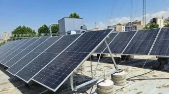 تجهیز همه مراکز دولتی به پنل‌های خورشیدی و قطع مصرف آنها از شبکه سراسری برق