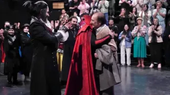 نمایش «خانه دراکولا» روی صحنه رفت