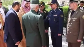 استقبال سرلشکر باقری از برادر محمد بن سلمان در تهران/ وزیر دفاع عربستان سعودی از راه رسید
