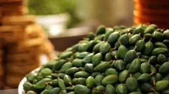 چغاله بادام هایی که اینگونه هستند نخورید سمی است!