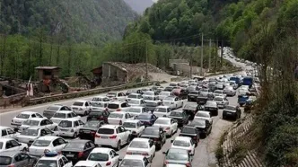 ترافیک سنگین در جاده‌های شمالی؛ محدودیت تردد در جاده چالوس از فردا
