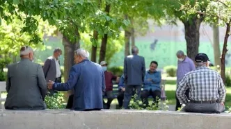 واریز 2/700/000 تومان اضافه بحساب حقوق پایه بازنشستگان از این ماه | افزایش حقوق بازنشستگان در سال ۱۴۰۴ در 2 مرحله