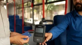 وقتی راننده اتوبوس شهری جای کارتخوان، شماره کارت می دهد! / قانون می‌گوید ممنوع، راننده ها می‌گویند کارت به کارت کن !
