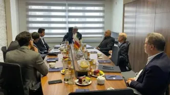 بازدید مدیر عامل موسسه اعتباری ملل از دفتر حقوقی مشهد