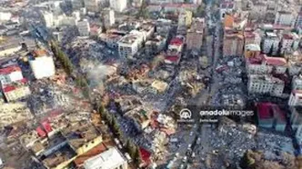 ترافیک شدید خیابان‌های استانبول پس از زلزله ۶ریشتری