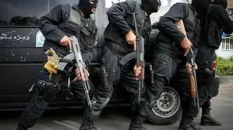پایان ۳۴ روز اسارت؛ جوان کهنوجی با تلاش پلیس و رایزنی بزرگان آزاد شد، یک آدم‌ربا دستگیر