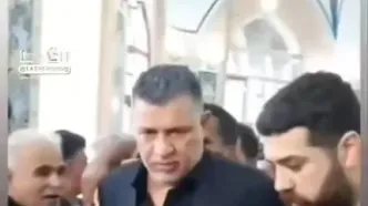 علی دایی در سکوت خبری به بندر رفت و به حادثه دیدگان کمک مالی و به رانندگان قول تعمیر ماشینشان را داد + فیلم