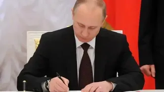 پوتین قانون معاهده جامع راهبردی با ایران را امضا کرد