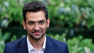 آذری جهرمی: زنده باد ایران