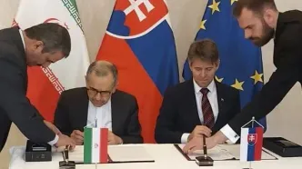 تأکید ایران و اسلواکی بر توسعه روابط دوجانبه