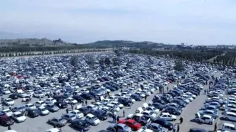 قیمت دلار، بازار خودرو را شوکه کرد